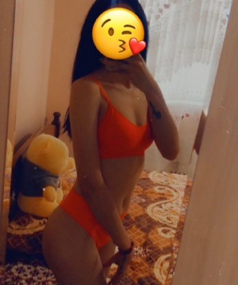 Страстная блондинка приглашает в гости и обещает море удовольствия! Мои ласки и нежности не оставят тебя равнодушным. Позвони, и мы окунёмся в мир наслаждения вдвоем! 491, 25 лет